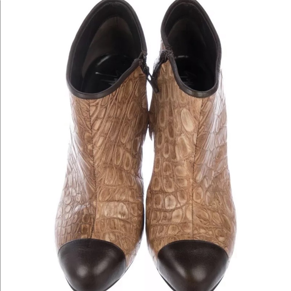 Brand New Authentic Guissepi Zanotti Boots sz 40